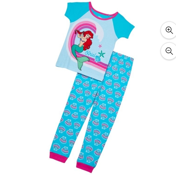 ⭐️ 3/$30 Little Mermaid 3T pajama set,  short sleeve - Picture 11 of 12